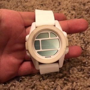 Nixon watch ( The Unit )